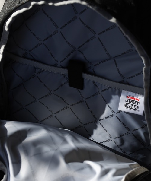 VISION STREET WEAR（ヴィジョンストリートウェア）の「VISION STREET WEAR 4-tier backpack リュック（バックパック/リュック・メンズ・ブラック×レッド/ブラック・FREE）」の15枚目の写真