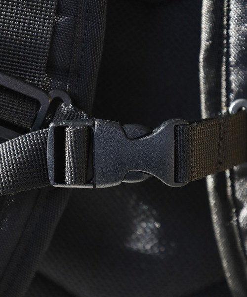 VISION STREET WEAR（ヴィジョンストリートウェア）の「VISION STREET WEAR 4-tier backpack リュック（バックパック/リュック・メンズ・ブラック×レッド/ブラック・FREE）」の20枚目の写真