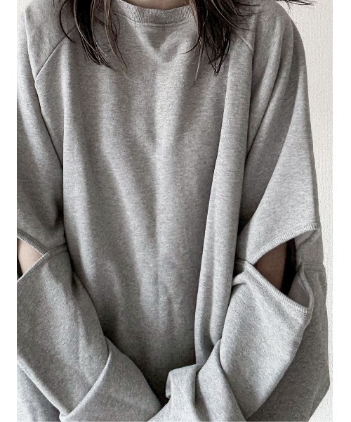 YACA(ヤーカ)の「Slit Sleeve Sweat/スリットスリーブスウェット【unisex item】(スウェット・レディース・グレー/ブラック/ホワイト・FREE)」の6枚目の写真