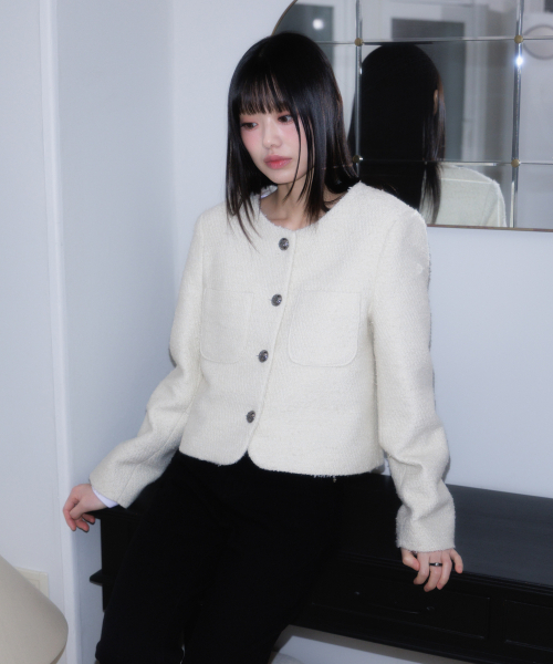 ROSEFRANTZ（ロゼフランツ）の「Classic Button Crop Tweed Jacket [Ivory]（その他アウター・レディース・アイボリー・OS）」の2枚目の写真