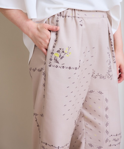 LHELBIE（レルビエ）の「パッチワークプリントブッチャーパンツ（その他パンツ・レディース・ブラック/ベージュ・M）」の10枚目の写真