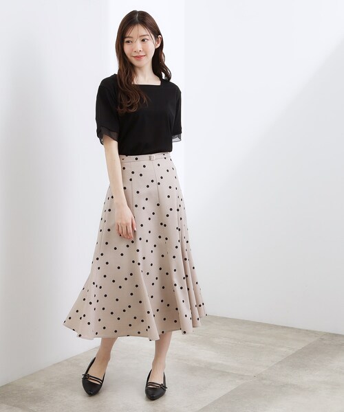 grove(グローブ)の「【二の腕カバー/UVカット・ひんやり】袖口シアースクエアネックTシャツ(Tシャツ/カットソー・レディース・ブラック/オフホワイト/ライトブルー/ブラウン系その他・02/03/05/01/04)」の12枚目の写真