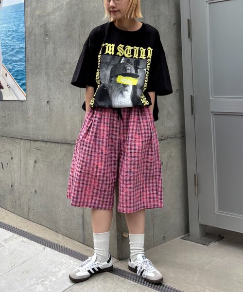 SOUNDSGOOOOD(サウンズグッド)の「【SOUNDS GOOOOD】フォトプリントメッセージTEE(Tシャツ/カットソー・レディース・ブラック/ホワイト/イエロー・ONE SIZE)」の22枚目の写真