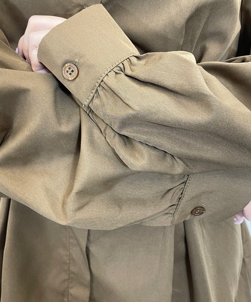 ROGER AND RAW(ロジャーアンドロウ)の「フィット&フレアシャツワンピース(シャツワンピース・レディース・ブラック/ブラウン・FREE)」の3枚目の写真