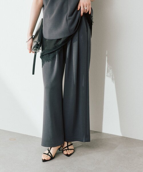 RIVE DROITE（リヴドロワ）の「【セットアップ着用可能/接触冷感】ドレーピーカットスラックス（その他パンツ・レディース・チャコールグレー/ブラウン・38/36）」の16枚目の写真