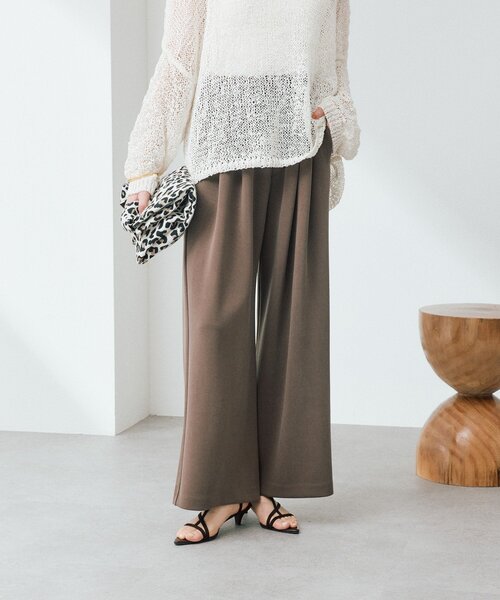 RIVE DROITE（リヴドロワ）の「【セットアップ着用可能/接触冷感】ドレーピーカットスラックス（その他パンツ・レディース・チャコールグレー/ブラウン・38/36）」の11枚目の写真