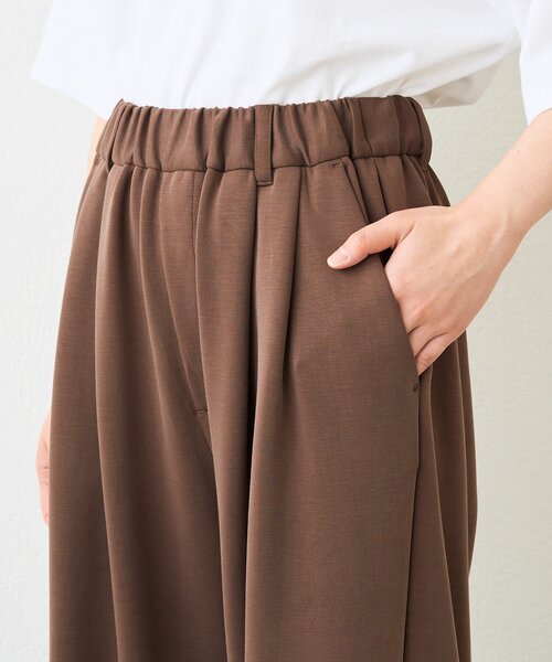 RIVE DROITE（リヴドロワ）の「【セットアップ着用可能/接触冷感】ドレーピーカットスラックス（その他パンツ・レディース・チャコールグレー/ブラウン・38/36）」の6枚目の写真