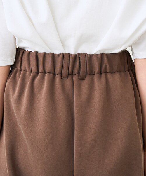 RIVE DROITE（リヴドロワ）の「【セットアップ着用可能/接触冷感】ドレーピーカットスラックス（その他パンツ・レディース・チャコールグレー/ブラウン・38/36）」の7枚目の写真