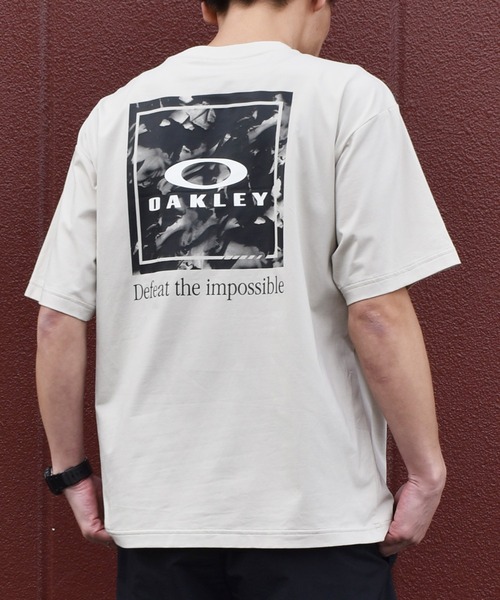 OAKLEY（オークリー）の「OAKLEY/オークリー メンズ 半袖 Tシャツ FOA408793（Tシャツ/カットソー・メンズ・ホワイト/グレイッシュブルー/ブラック/グレイッシュベージュ・M/S/XS）」の3枚目の写真