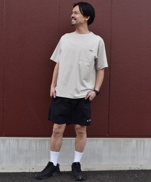 OAKLEY(オークリー)の「OAKLEY/オークリー メンズ 半袖 Tシャツ FOA408793(Tシャツ/カットソー・メンズ・ホワイト/グレイッシュブルー/ブラック・M/S/XS)」の5枚目の写真