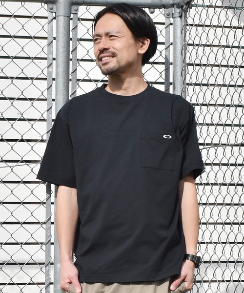 OAKLEY(オークリー)の「OAKLEY/オークリー メンズ 半袖 Tシャツ FOA408793(Tシャツ/カットソー・メンズ・ホワイト/グレイッシュブルー/ブラック・M/S/XS)」の10枚目の写真