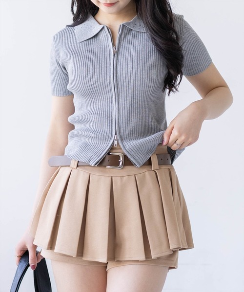 clear（クリア）の「ラインストーンカラーダブルジップ半袖ニットトップス[骨格ストレート カジュアル 大人]（ニット/セーター・レディース・レッド/オフホワイト/杢グレー/ブラック・F）」の3枚目の写真