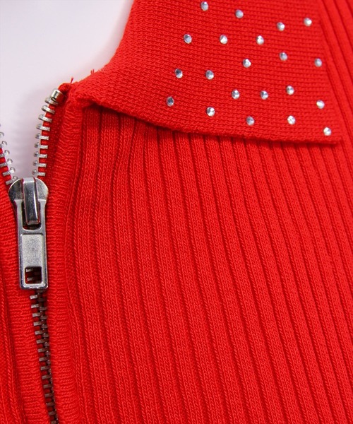 clear（クリア）の「ラインストーンカラーダブルジップ半袖ニットトップス[骨格ストレート カジュアル 大人]（ニット/セーター・レディース・レッド/オフホワイト/杢グレー/ブラック・F）」の17枚目の写真