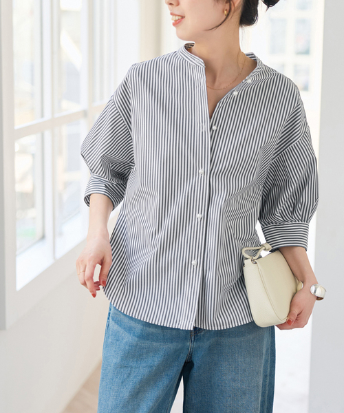 Spick & Span(スピックアンドスパン)の「《WEB限定 / 追加》パールボタンギャザースリーブシャツ(シャツ/ブラウス・レディース・その他10/ホワイト系その他/マルチ・FREE)」の1枚目の写真