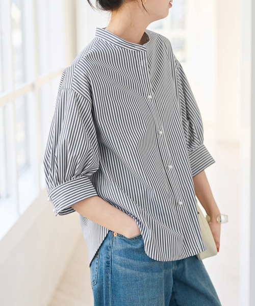 Spick & Span(スピックアンドスパン)の「《WEB限定 / 追加》パールボタンギャザースリーブシャツ(シャツ/ブラウス・レディース・その他10/ホワイト系その他/マルチ・FREE)」の5枚目の写真