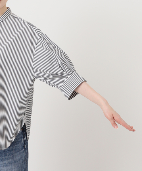 Spick & Span(スピックアンドスパン)の「《WEB限定 / 追加》パールボタンギャザースリーブシャツ(シャツ/ブラウス・レディース・その他10/ホワイト系その他/マルチ・FREE)」の22枚目の写真