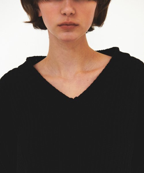 DIAGONAL（ダイアゴナル）の「COTTON V NECK KNIT (black)（ニット/セーター・レディース・その他・FREE）」の4枚目の写真