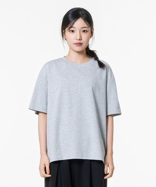MOZMOZ(モズモズ)の「クロップフィットソロナクーリング機能性バックカット無地半袖Tシャツグレー(Tシャツ/カットソー・レディース・その他・1/2/3)」の1枚目の写真