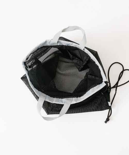 NIKE（ナイキ）の「【NIKE / ナイキ】1994043 メッシュ ワンショルダーバッグ / 16L / ユニセックス（ショルダーバッグ・メンズ・グレー/サックスブルー/ブラック・フリー）」の7枚目の写真