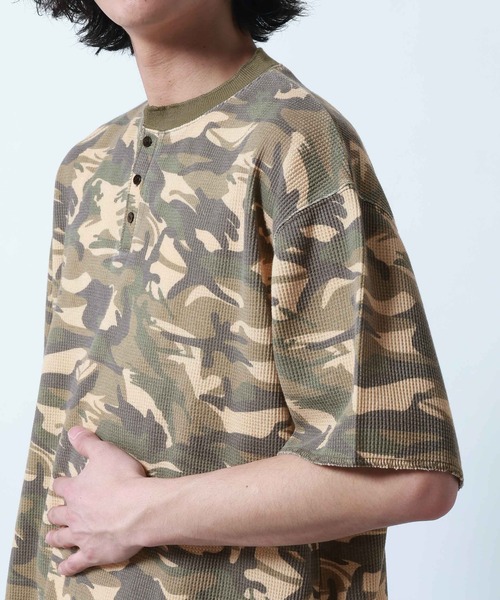 RAGEBLUE（レイジブルー）の「Camouflage Henry Neck T-Shirt/ワッフルカモフラヘンリーネックショートTシャツ（Tシャツ/カットソー・メンズ・ブラウン系その他/グレー系その他・FREE）」の9枚目の写真