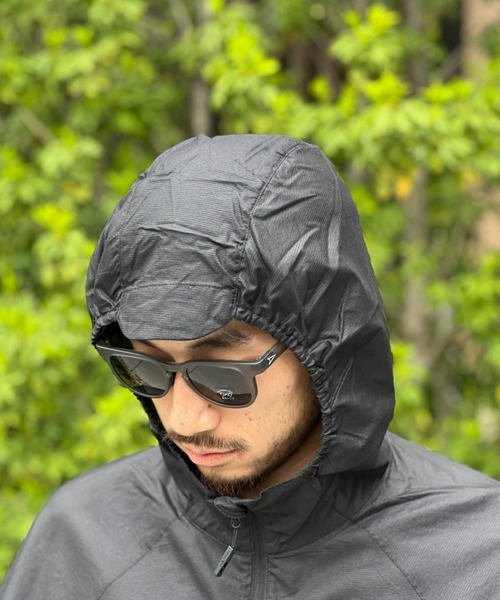 MARMOT(マーモット)の「【Marmot】Super Light Remote Jacket(ナイロンジャケット・メンズ・チャコール/パープル/ブラック・MEDIUM/LARGE/X-LARGE)」の9枚目の写真