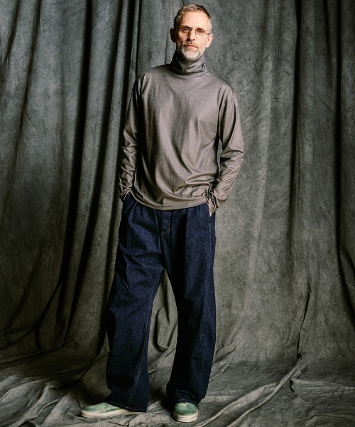 wjk(ダヴルジェイケイ)の「mp14986- wide banana denim(OW) ワイドバナナデニムパンツ(5225 dn90j)(デニムパンツ・メンズ・インディゴブルー/チャコールグレー・S/M/L/XL)」の4枚目の写真