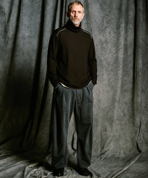 wjk(ダヴルジェイケイ)の「mp14986- wide banana denim(OW) ワイドバナナデニムパンツ(5225 dn90j)(デニムパンツ・メンズ・インディゴブルー/チャコールグレー・S/M/L/XL)」の8枚目の写真