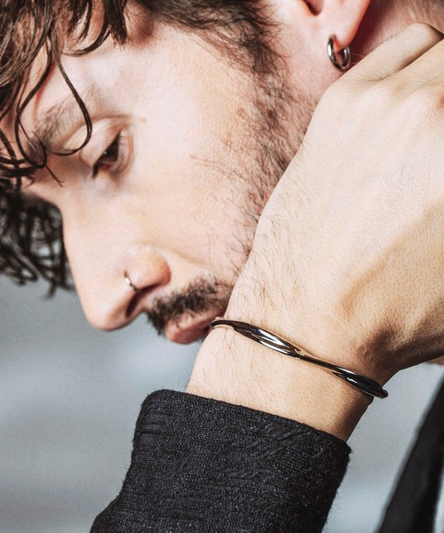 NO ID.(ノーアイディ)の「【NO ID.】Narrow ID Bracelet / ナロー ID ブレスレット(ブレスレット・メンズ・シルバー・ONE SIZE)」の1枚目の写真