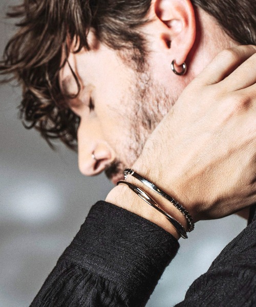 NO ID.(ノーアイディ)の「【NO ID.】Narrow ID Bracelet / ナロー ID ブレスレット(ブレスレット・メンズ・シルバー・ONE SIZE)」の3枚目の写真