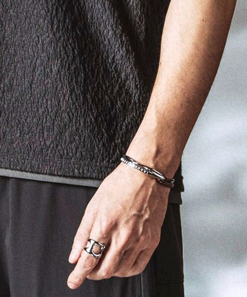 NO ID.(ノーアイディ)の「【NO ID.】Narrow ID Bracelet / ナロー ID ブレスレット(ブレスレット・メンズ・シルバー・ONE SIZE)」の9枚目の写真