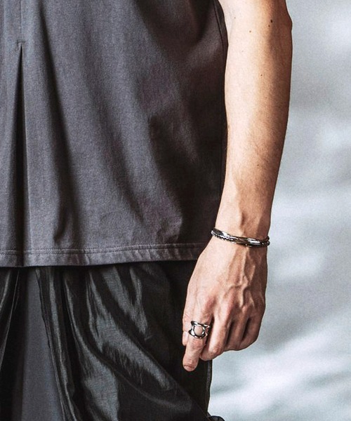 NO ID.(ノーアイディ)の「【NO ID.】Narrow ID Bracelet / ナロー ID ブレスレット(ブレスレット・メンズ・シルバー・ONE SIZE)」の15枚目の写真