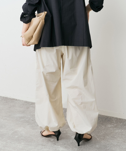 Spick & Span(スピックアンドスパン)の「CO/PA タイプライターギャザーパンツ(その他パンツ・レディース・ピンク系その他/アイボリー・38/36)」の4枚目の写真