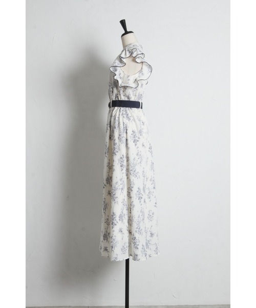 tocco closet(トッコ クローゼット)の「【ZOZO限定】デシンブーケプリントベルト付きワンピース(ワンピース・レディース・ブラック/オフホワイト・M)」の19枚目の写真
