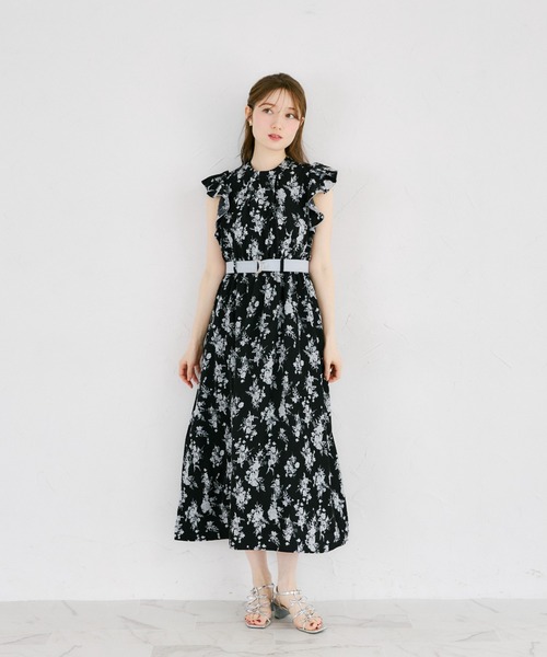 tocco closet(トッコ クローゼット)の「【ZOZO限定】デシンブーケプリントベルト付きワンピース(ワンピース・レディース・ブラック/オフホワイト・M)」の10枚目の写真