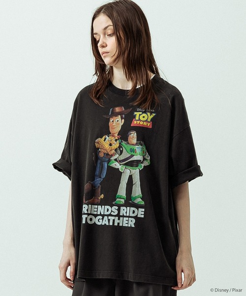 SLICK（スリック）の「【SLICK/スリック】SLICK / TOY STORY Print T-shirt 03/トイストーリー/パウダー加工プリントTシャツ/オーバーサイズ シルエット/ ビンテージ / ディズニー/ピクサー（Tシャツ/カットソー・メンズ・ホワイト/ブラック・3/2/1）」の17枚目の写真
