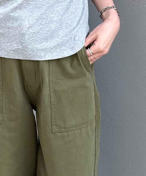 feepur(フェピュール)の「【4size展開】ストレートベイカーパンツ(その他パンツ・レディース・カーキ・MEDIUM/SMALL/TALL/LARGE)」の13枚目の写真