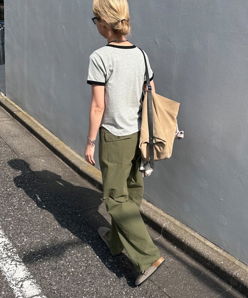 feepur(フェピュール)の「【4size展開】ストレートベイカーパンツ(その他パンツ・レディース・カーキ・MEDIUM/SMALL/TALL/LARGE)」の10枚目の写真