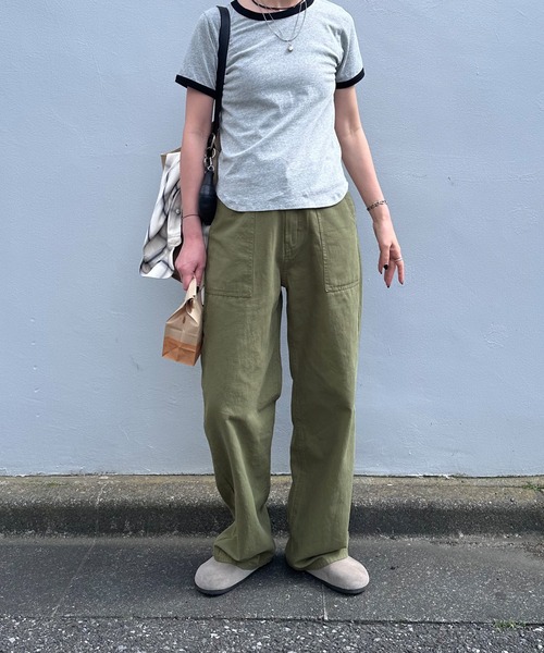 feepur(フェピュール)の「【4size展開】ストレートベイカーパンツ(その他パンツ・レディース・カーキ・MEDIUM/SMALL/TALL/LARGE)」の8枚目の写真