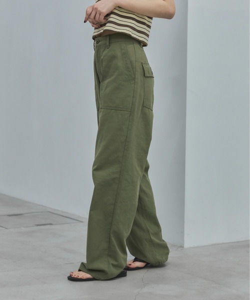 feepur(フェピュール)の「【4size展開】ストレートベイカーパンツ(その他パンツ・レディース・カーキ・MEDIUM/SMALL/TALL/LARGE)」の20枚目の写真