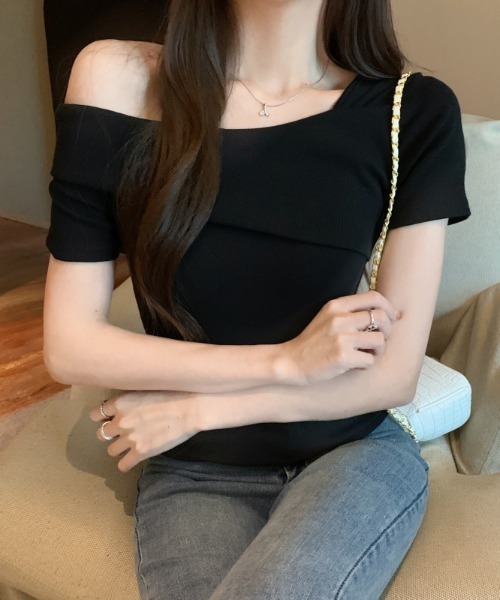 FAVORITO(ファヴォリート)の「ボートネック半袖Tシャツ(Tシャツ/カットソー・レディース・ホワイト/モカ/ブラック・M/L)」の11枚目の写真