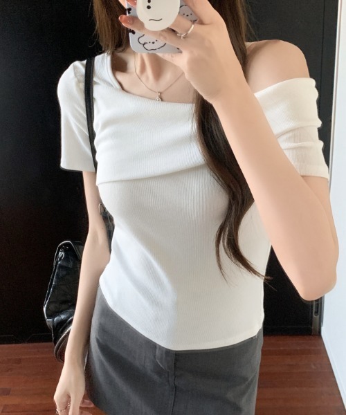 FAVORITO(ファヴォリート)の「ボートネック半袖Tシャツ(Tシャツ/カットソー・レディース・ホワイト/モカ/ブラック・M/L)」の16枚目の写真