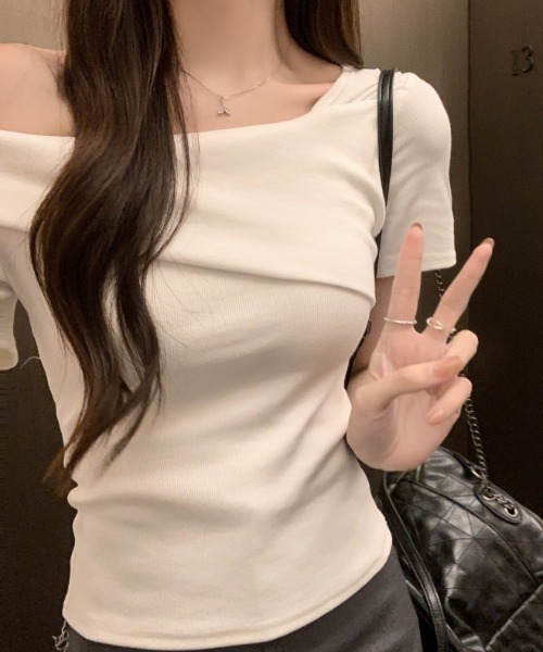 FAVORITO(ファヴォリート)の「ボートネック半袖Tシャツ(Tシャツ/カットソー・レディース・ホワイト/モカ/ブラック・M/L)」の22枚目の写真