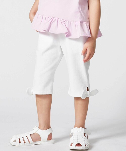 BeBe(ベベ)の「裾リボンモチーフツイルカプリパンツ(その他パンツ・キッズ・ブラック/ホワイト・120cm/130cm/140cm/150cm/110cm)」の12枚目の写真