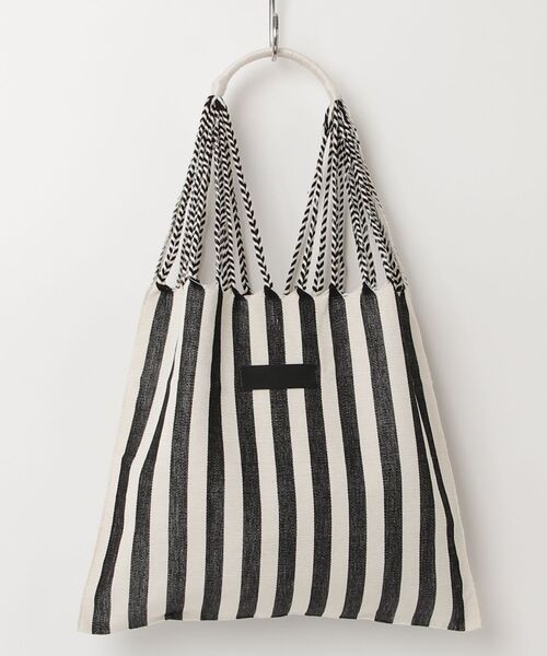 MAISON mou(メゾンムー)の「【Moon Bird/ムーンバード】手織りのハンモックバッグ (L) MBHL010180261(トートバッグ・レディース・イエロー系その他/ブラック/オレンジ系その他/イエロー系その他2/ライトグリーン/ベージュ/イエロー/その他1/その他2/ブラック系その他/ダークベージュ/ピンク/ホワイト系その他2/ホワイト系2/ブラウン/ダークブルー/グリーン/ライトパープル/ダークブラウン/その他4/グレー系その他/ブラック系/ナチュラル/その他3/グレー系その他2・FREE)」の3枚目の写真