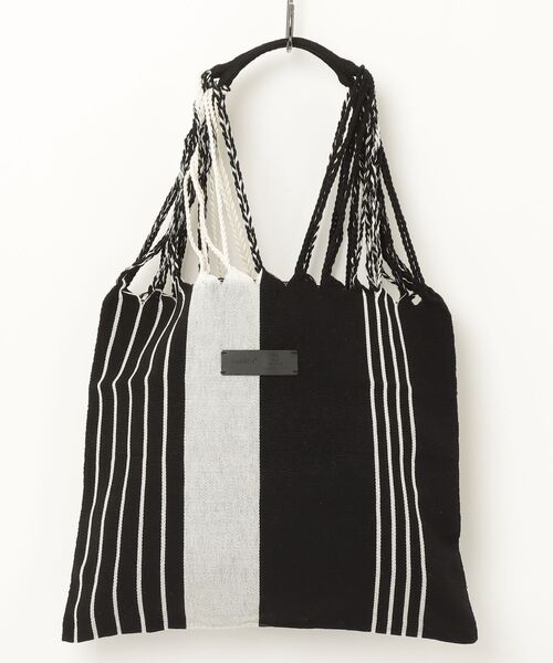 MAISON mou(メゾンムー)の「【Moon Bird/ムーンバード】手織りのハンモックバッグ (L) MBHL010180261(トートバッグ・レディース・イエロー系その他/ブラック/オレンジ系その他/イエロー系その他2/ライトグリーン/ベージュ/イエロー/その他1/その他2/ブラック系その他/ダークベージュ/ピンク/ホワイト系その他2/ホワイト系2/ブラウン/ダークブルー/グリーン/ライトパープル/ダークブラウン/その他4/グレー系その他/ブラック系/ナチュラル/その他3/グレー系その他2・FREE)」の5枚目の写真
