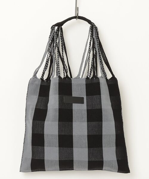 MAISON mou(メゾンムー)の「【Moon Bird/ムーンバード】手織りのハンモックバッグ (L) MBHL010180261(トートバッグ・レディース・イエロー系その他/ブラック/オレンジ系その他/イエロー系その他2/ライトグリーン/ベージュ/イエロー/その他1/その他2/ブラック系その他/ダークベージュ/ピンク/ホワイト系その他2/ホワイト系2/ブラウン/ダークブルー/グリーン/ライトパープル/ダークブラウン/その他4/グレー系その他/ブラック系/ナチュラル/その他3/グレー系その他2・FREE)」の6枚目の写真