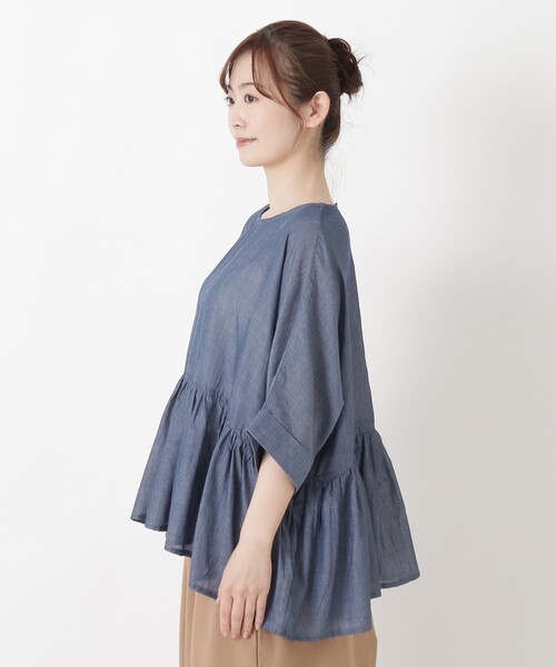 one'sterrace(ワンズテラス)の「ウエストギャザードルマンブラウス(シャツ/ブラウス・レディース・ネイビー系5・02)」の3枚目の写真