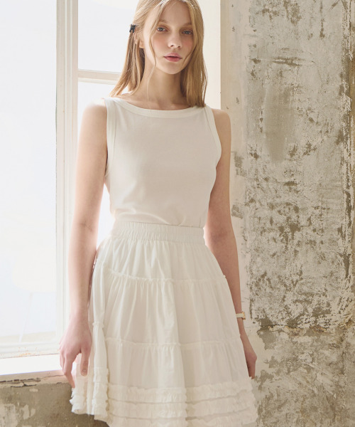 SLOWLOLLI(スローローリ)の「Boat neck sleeveless top_5 Colors(Tシャツ/カットソー・レディース・ミント/アイボリー/Beige/チャコール/ブラック・FREE)」の7枚目の写真