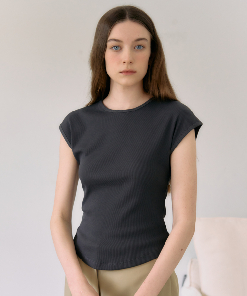 Ellioti(エリオティ)の「Noa Cap Sleeve Ts_6Color(Tシャツ/カットソー・レディース・グレー/ブラック/アイボリー/チャコール/ミント/ホワイト・FREE)」の7枚目の写真
