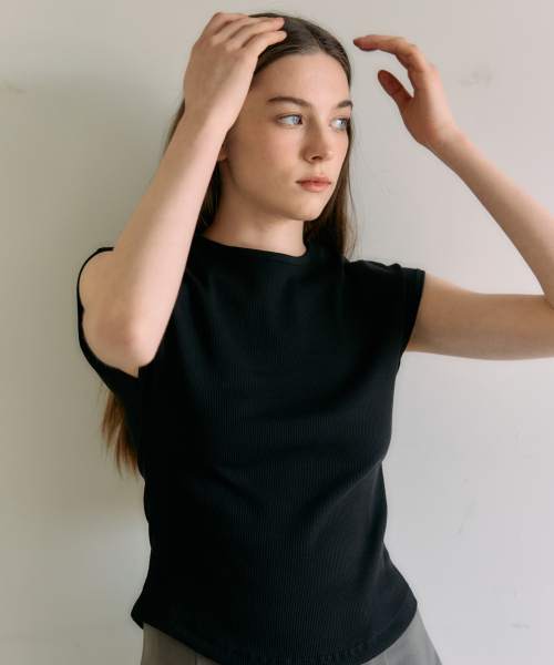 Ellioti(エリオティ)の「Noa Cap Sleeve Ts_6Color(Tシャツ/カットソー・レディース・グレー/ブラック/アイボリー/チャコール/ミント/ホワイト・FREE)」の11枚目の写真